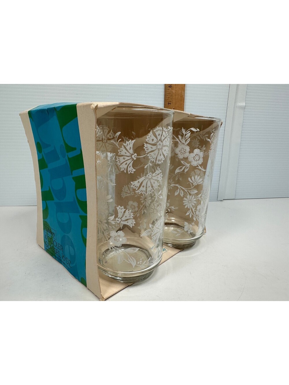 Libbey 4-Piece 16 oz Beverage Glasses Set White Floral Pattern Vintage